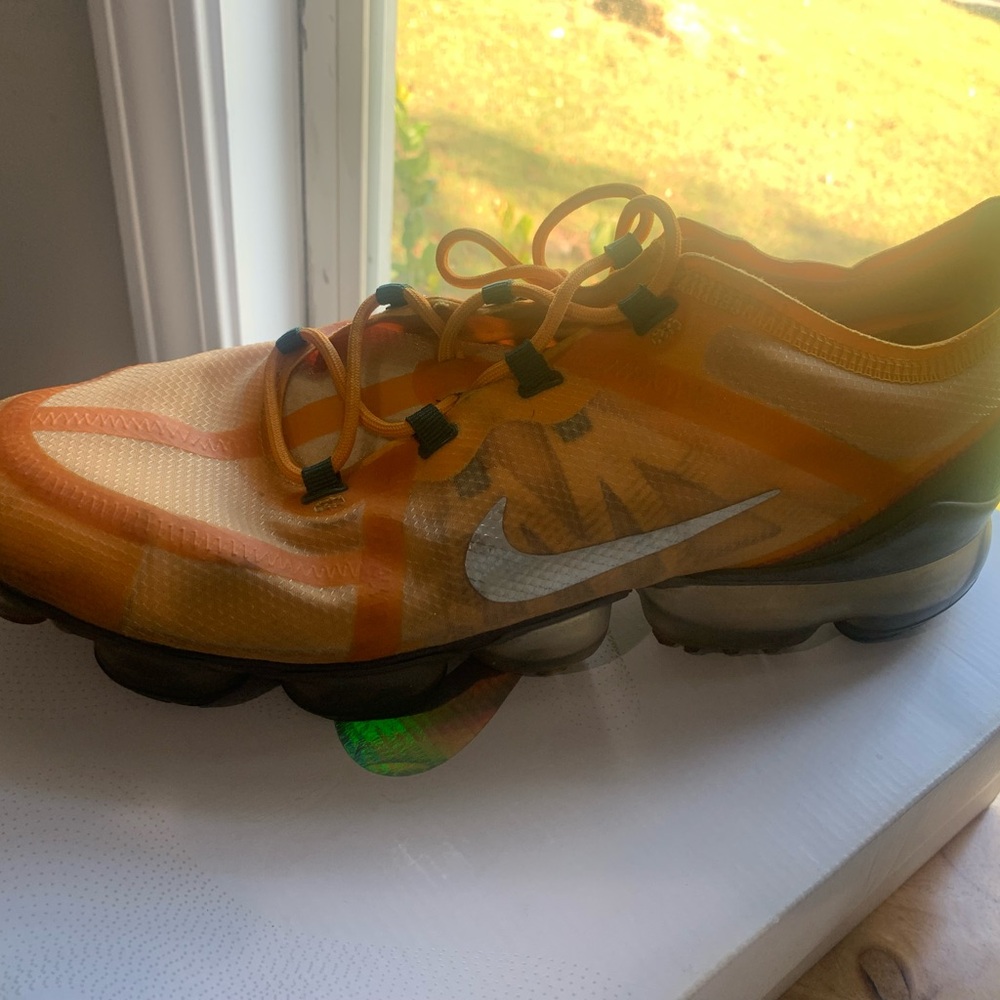 Men sneakers